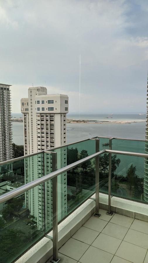25th At Manone George Town
